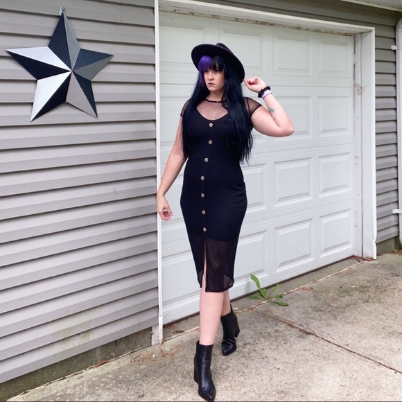 Meet your Posher, Mx. Regina - Picture 10 of 16